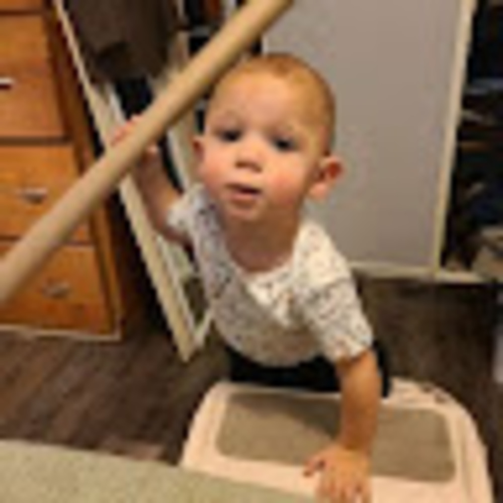 Meet your Posher, Crystal